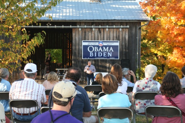 <i><b>Les, giving a hoot and a holler for Obama and Biden</></b>